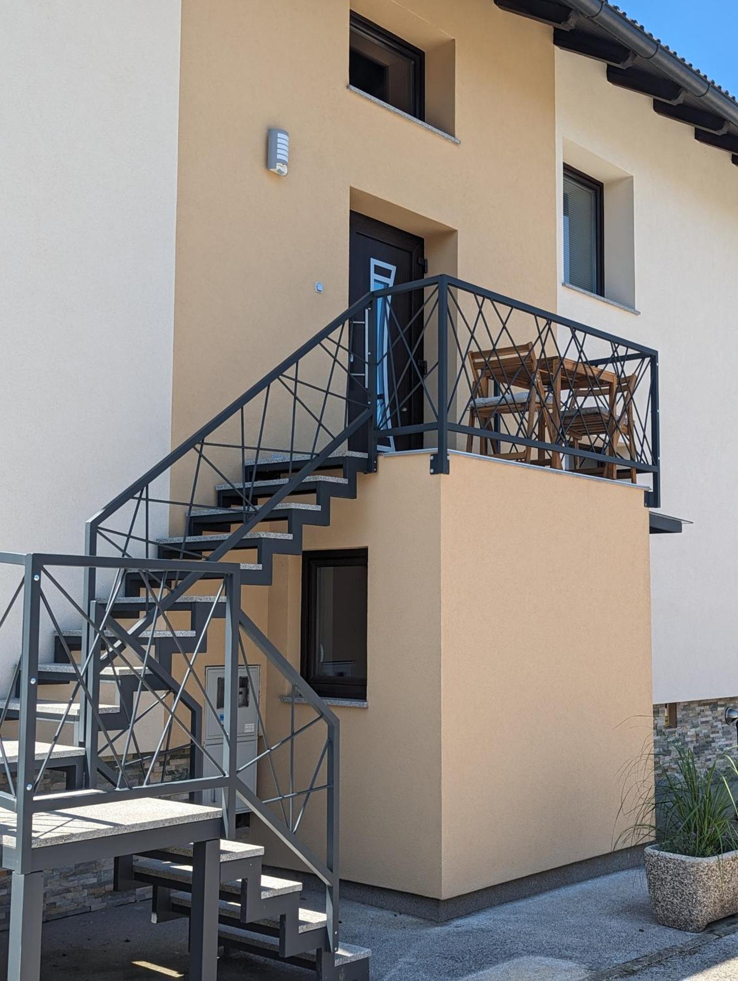Domen'S Cozy Rentals Kranj Buitenkant foto